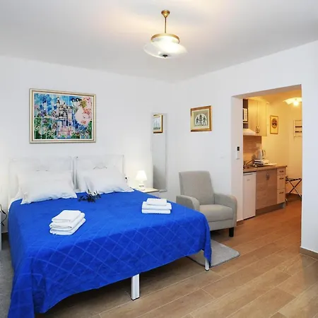 Nika Family - Comfort Studio With Balcony And Sea View